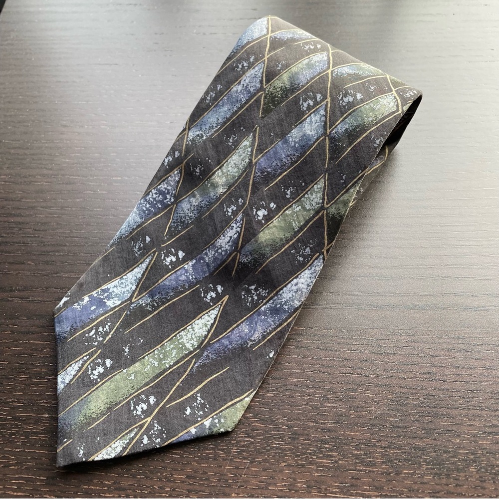 Elegant Black and Blue/Green Men's Tie